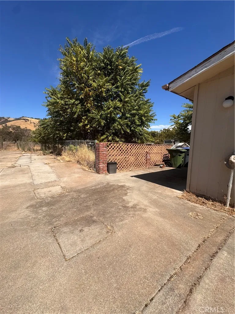 13720 Arrowhead Clearlake, CA 95422