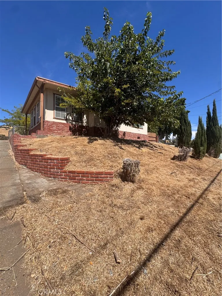 13720 Arrowhead Clearlake, CA 95422
