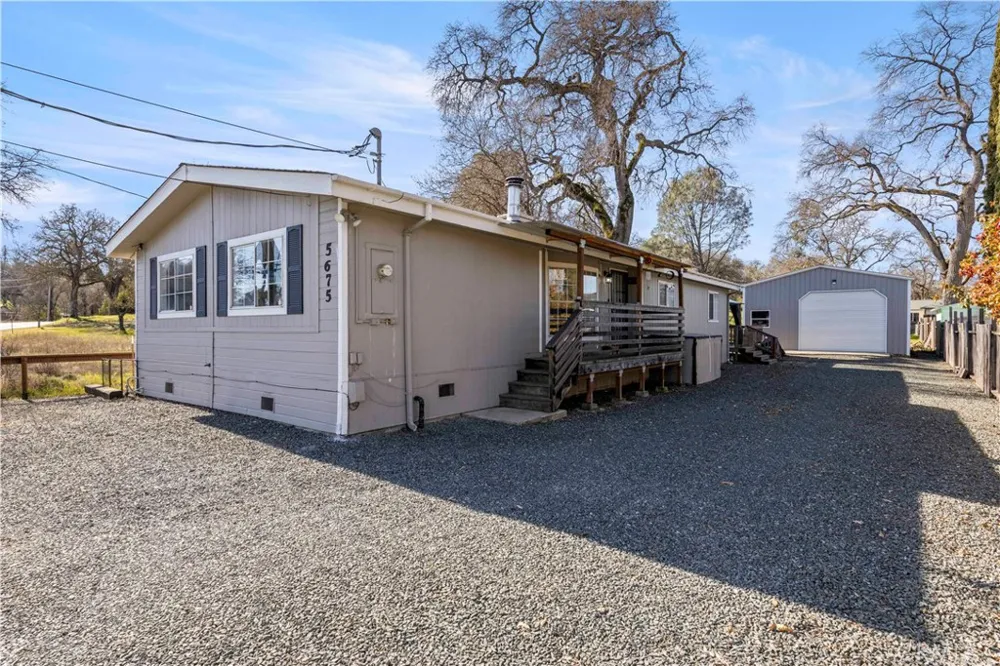 5675 Lakeshore Boulevard Lakeport, CA 95453
