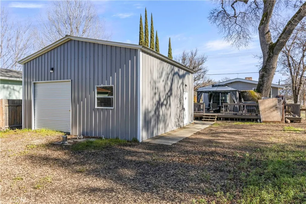 5675 Lakeshore Boulevard Lakeport, CA 95453