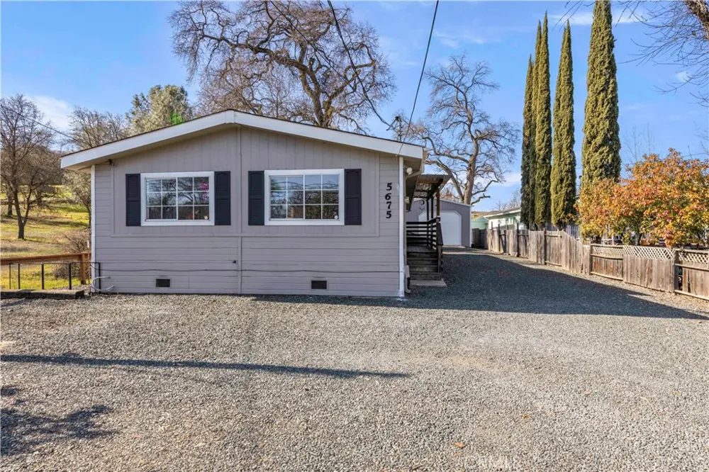 5675 Lakeshore Boulevard Lakeport, CA 95453