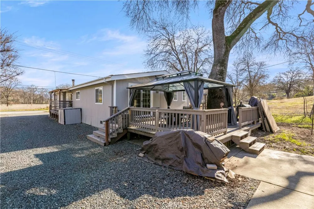 5675 Lakeshore Boulevard Lakeport, CA 95453