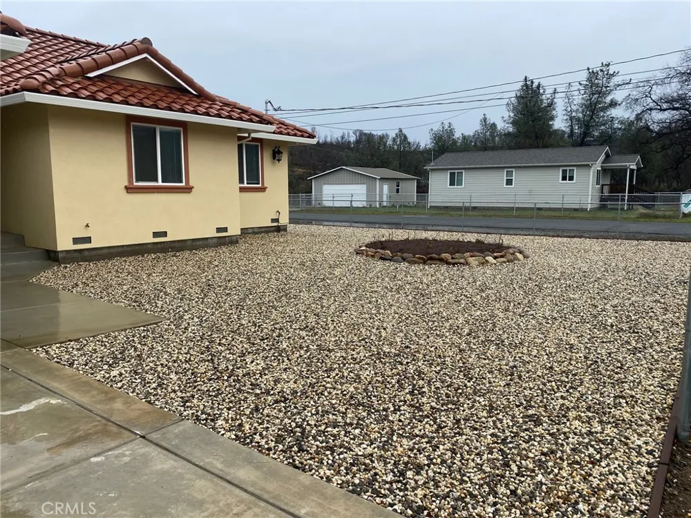 15930 Young Street Middletown, CA 95461