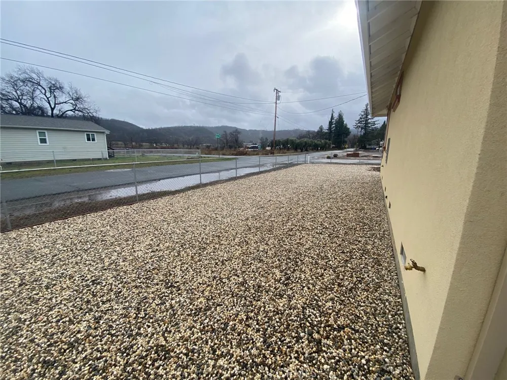 15930 Young Street Middletown, CA 95461