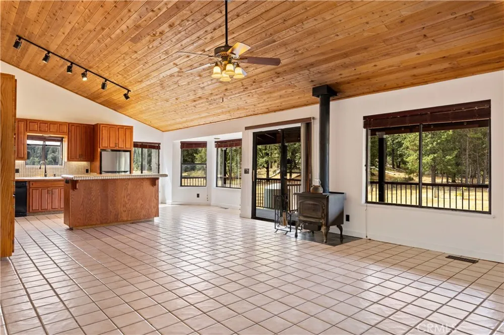 9679 Salmina Road Kelseyville, CA 95451