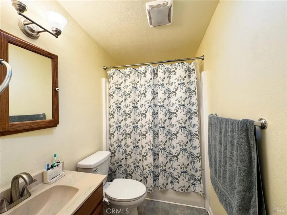 255 Burlington Ukiah, CA 95482
