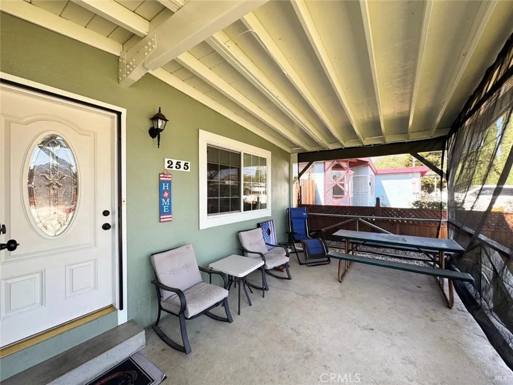 255 Burlington Ukiah, CA 95482