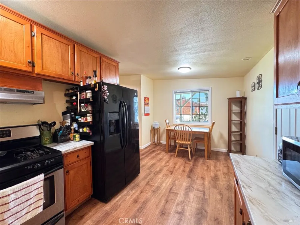 255 Burlington Ukiah, CA 95482