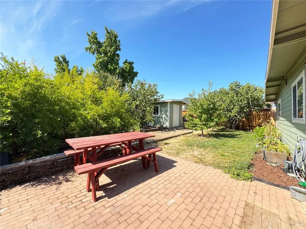 255 Burlington Ukiah, CA 95482