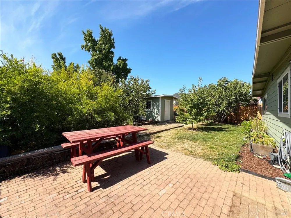 255 Burlington Ukiah, CA 95482