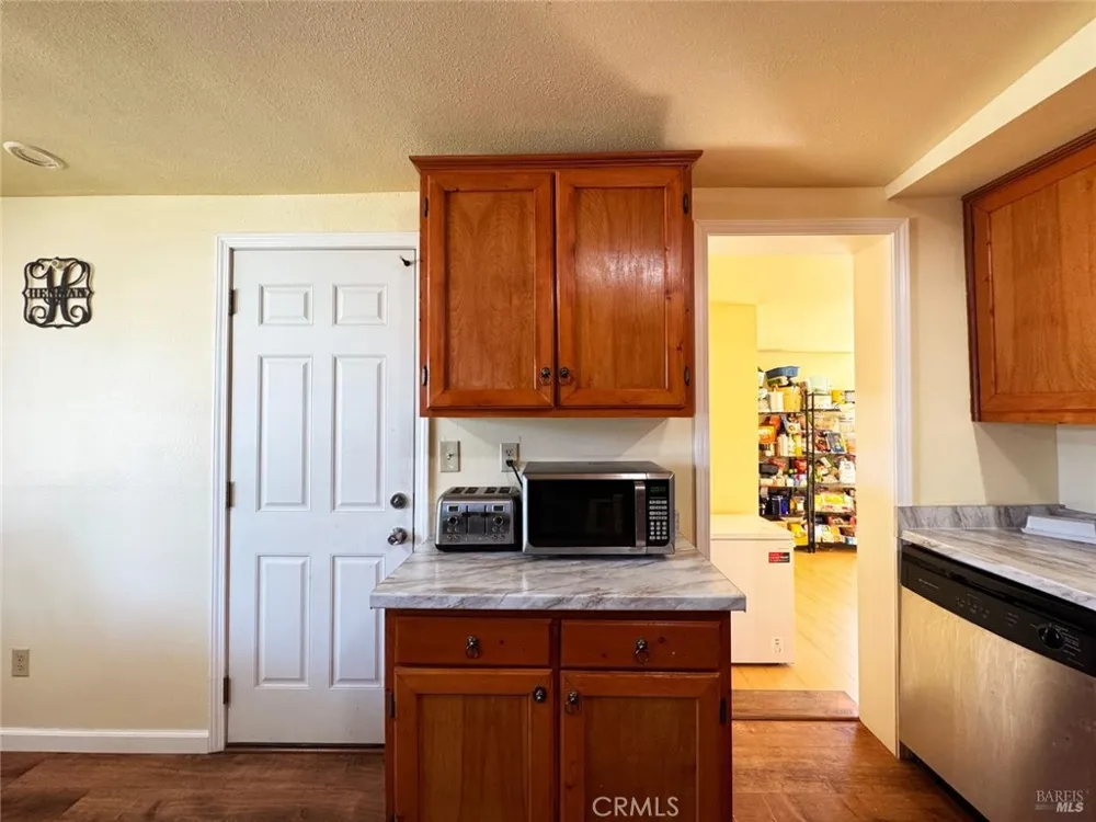 255 Burlington Ukiah, CA 95482