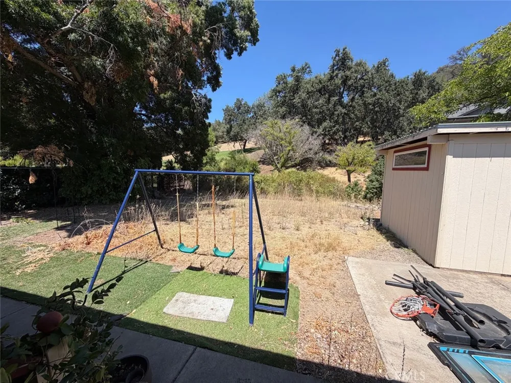 19902 Mountain Hidden Valley Lake, CA 95467