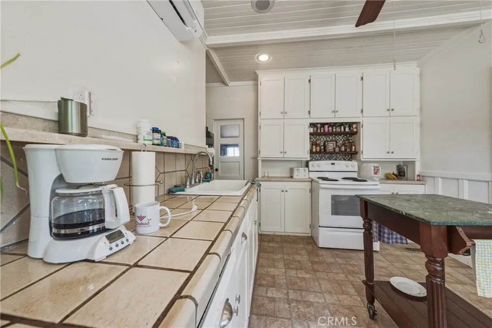 770 3rd Street Lakeport, CA 95453