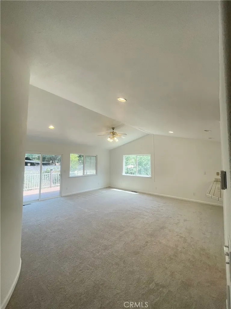 10324 Walnut Way Kelseyville, CA 95451
