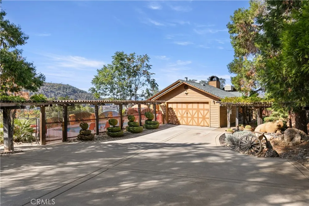 6625 Soda Bay Road Kelseyville, CA 95451