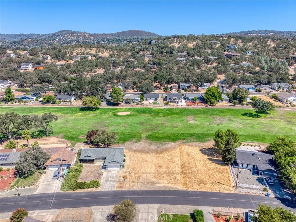 18860 Deer Hollow Hidden Valley Lake, CA 95467
