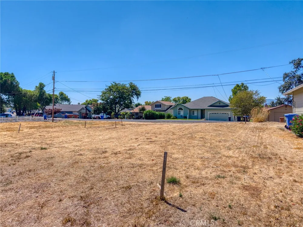 18860 Deer Hollow Hidden Valley Lake, CA 95467