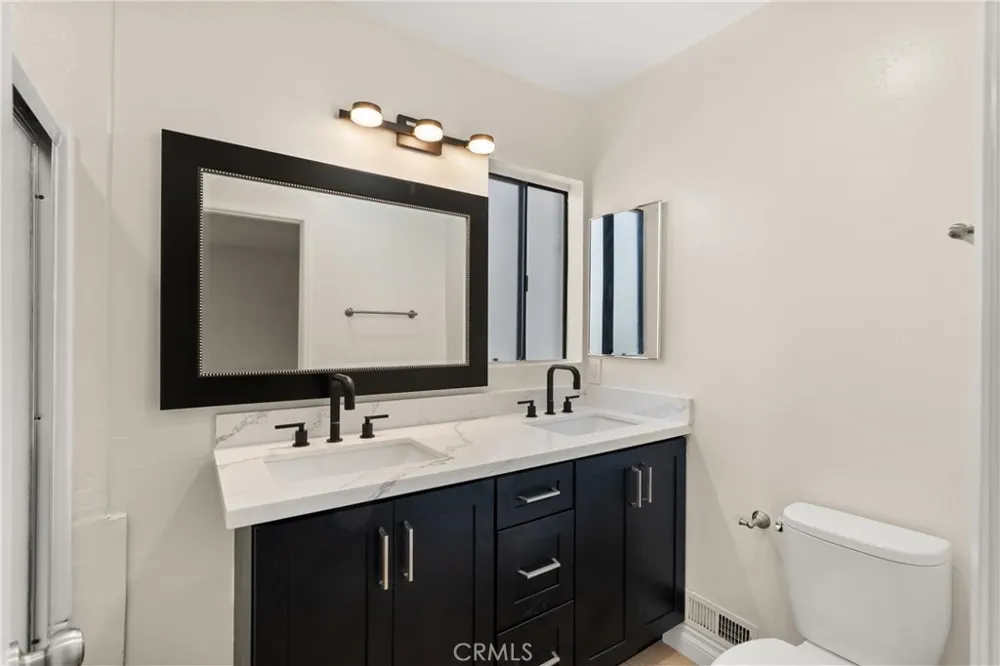 283 Viejo Laguna Beach, CA 92651