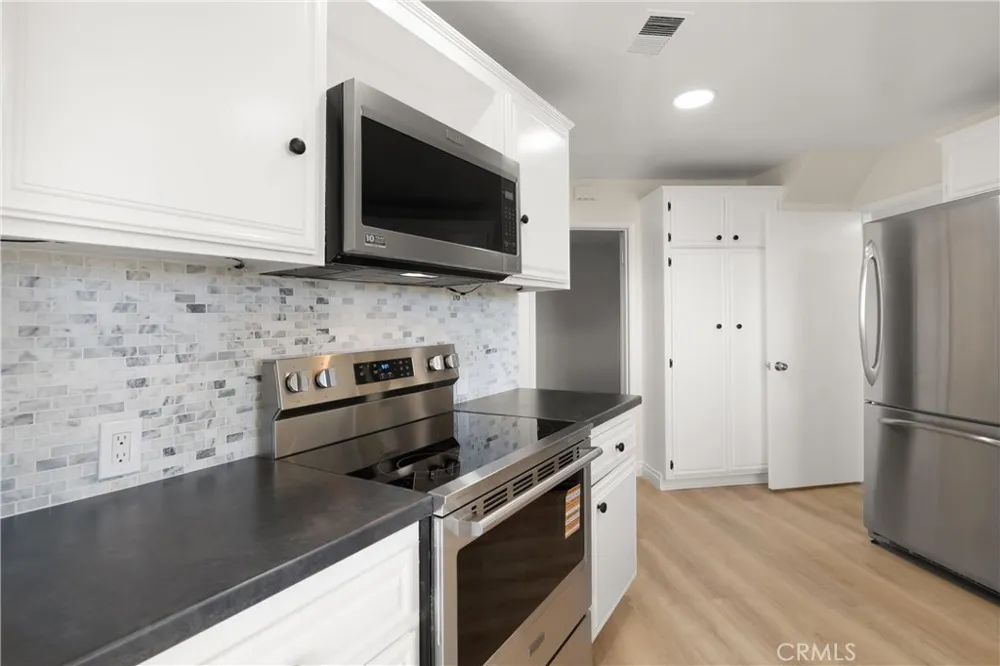 283 Viejo Laguna Beach, CA 92651