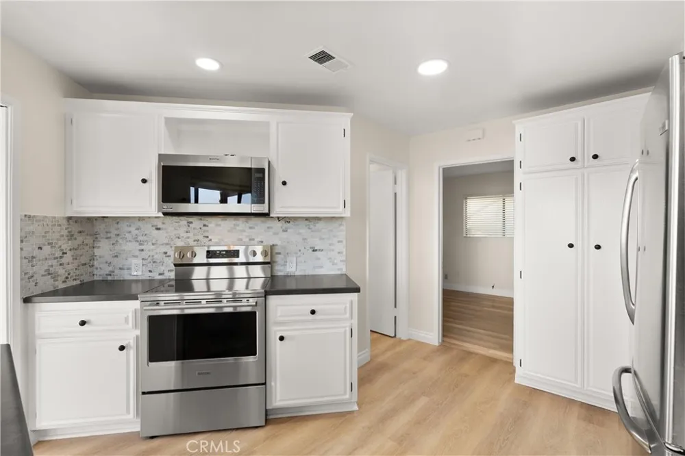 283 Viejo Laguna Beach, CA 92651