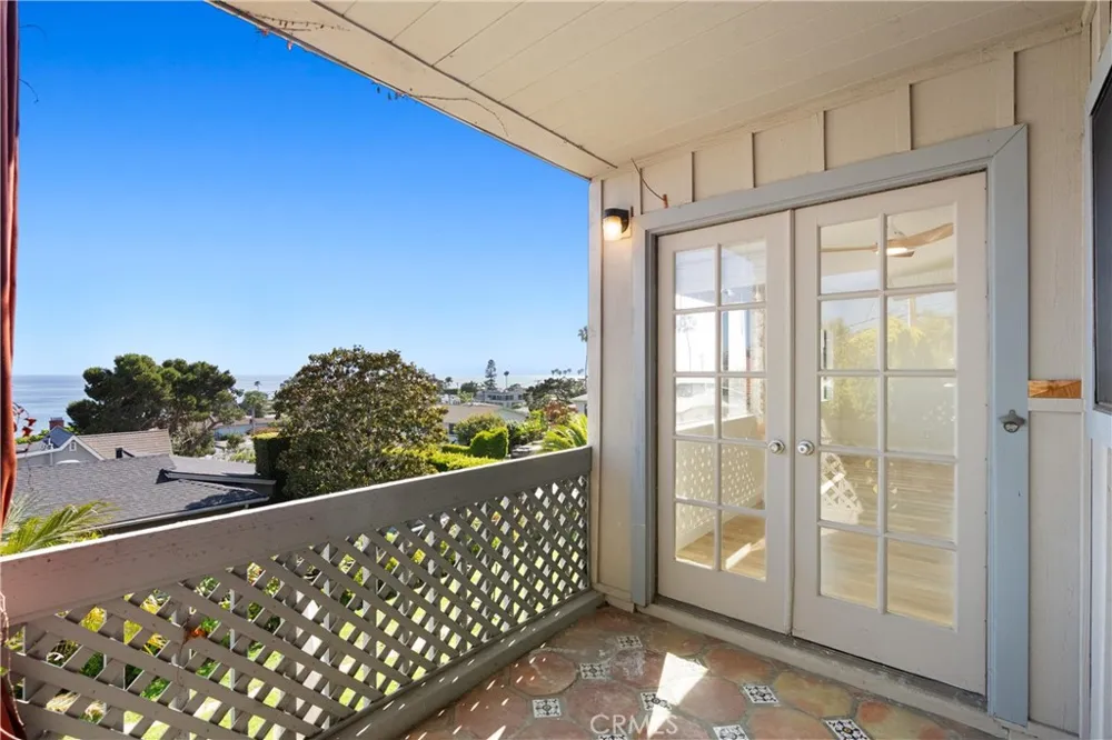 283 Viejo Laguna Beach, CA 92651