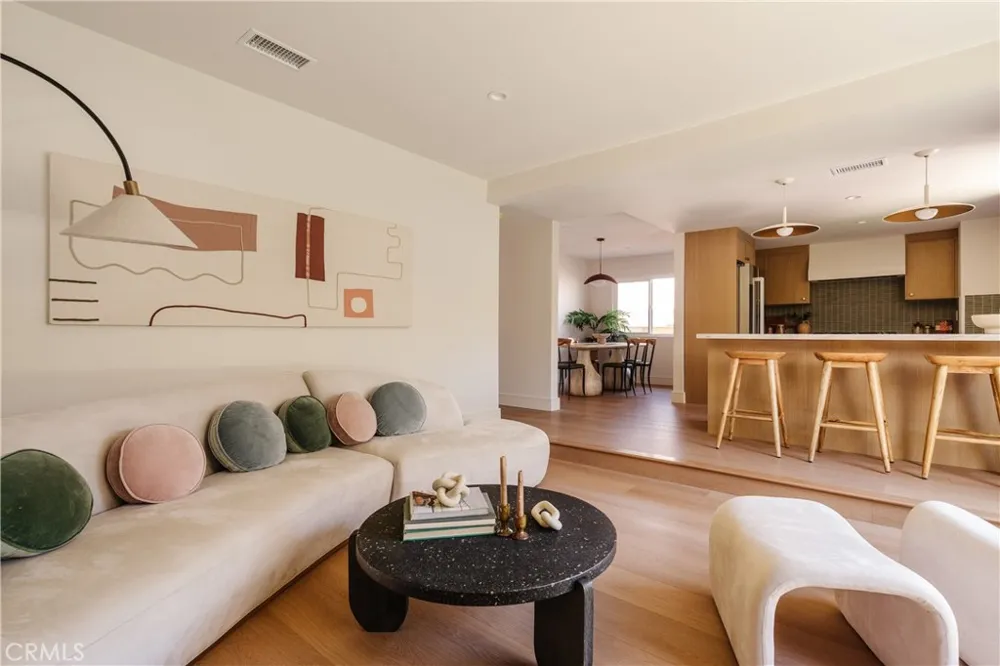 3508 Maple Manhattan Beach, CA 90266