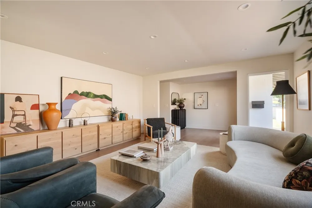 3508 Maple Manhattan Beach, CA 90266
