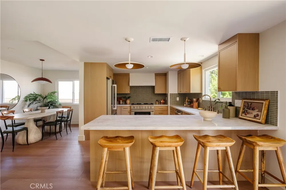 3508 Maple Manhattan Beach, CA 90266
