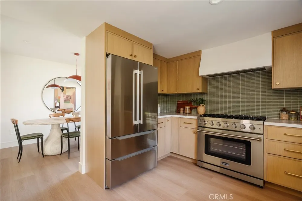 3508 Maple Manhattan Beach, CA 90266