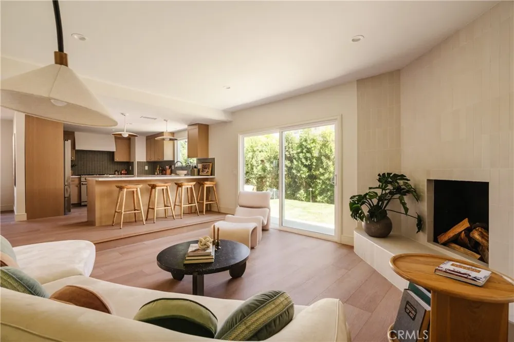 3508 Maple Manhattan Beach, CA 90266