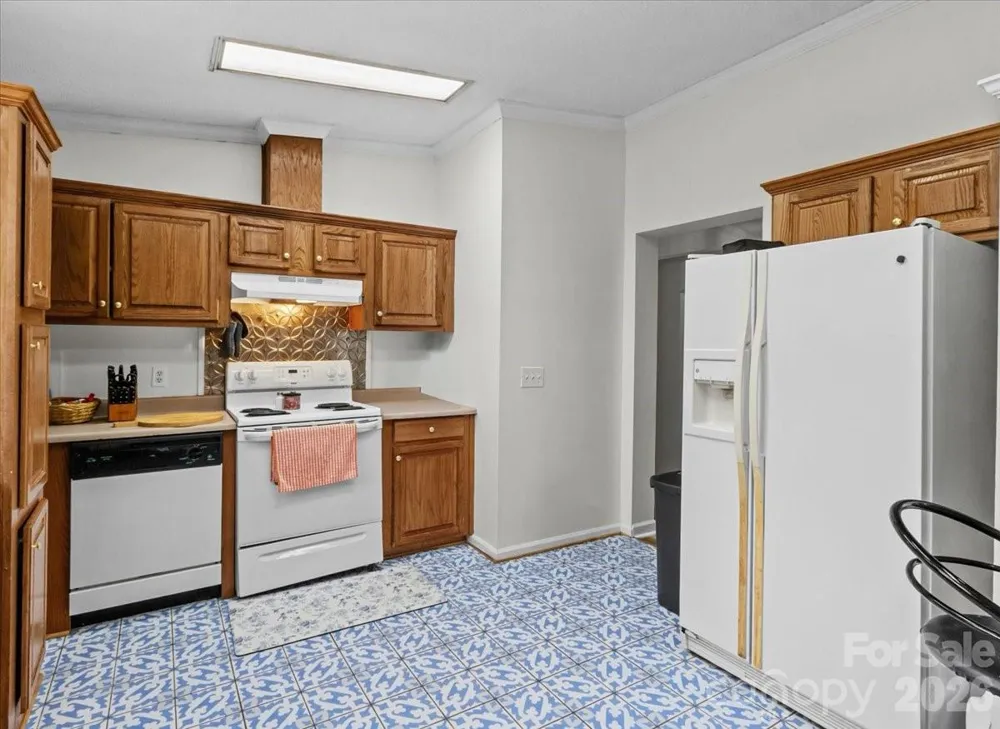 59 Trout Water Circle Burnsville, NC 28714