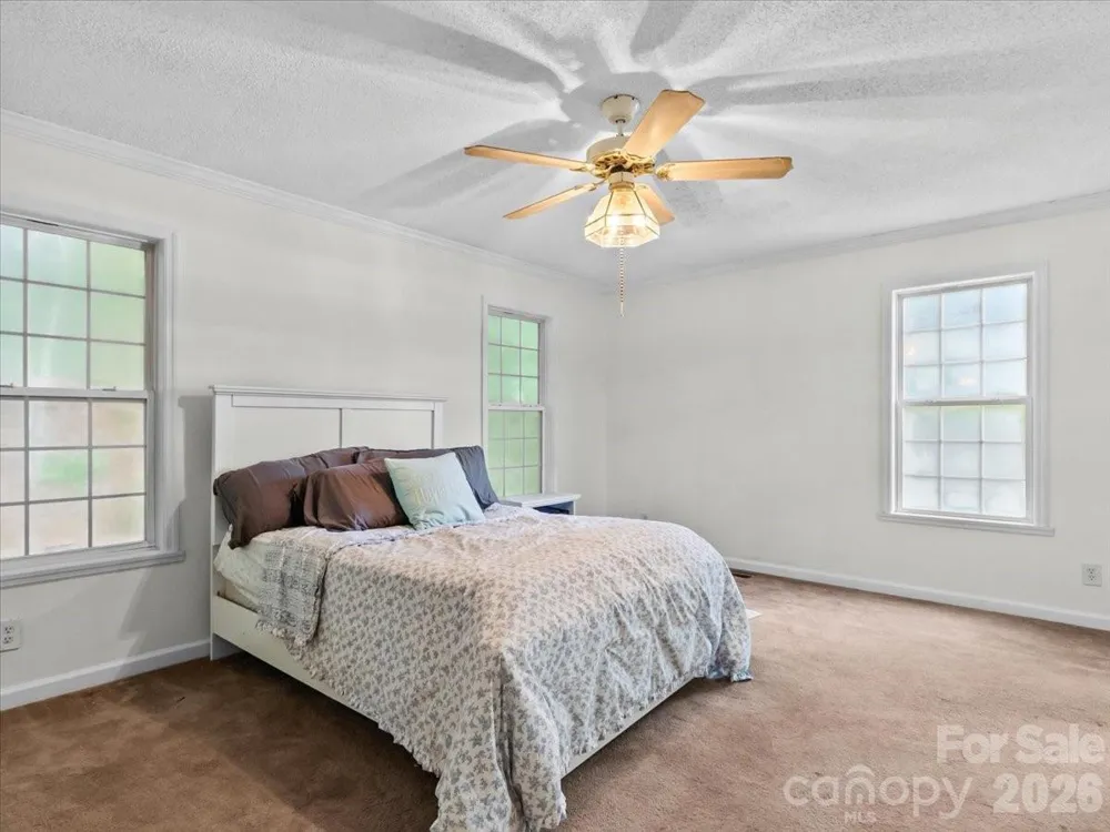 59 Trout Water Circle Burnsville, NC 28714