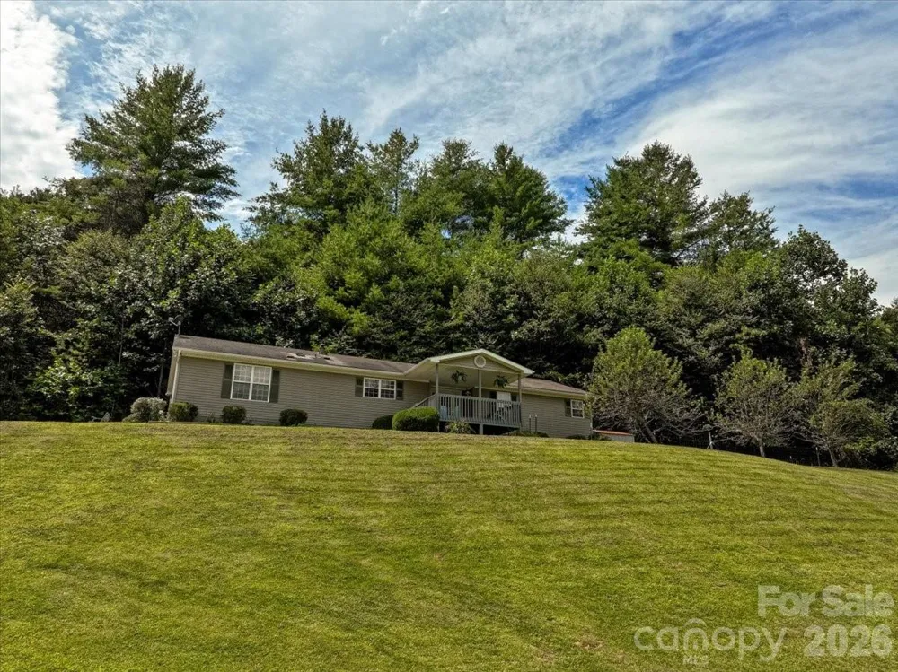 59 Trout Water Circle Burnsville, NC 28714