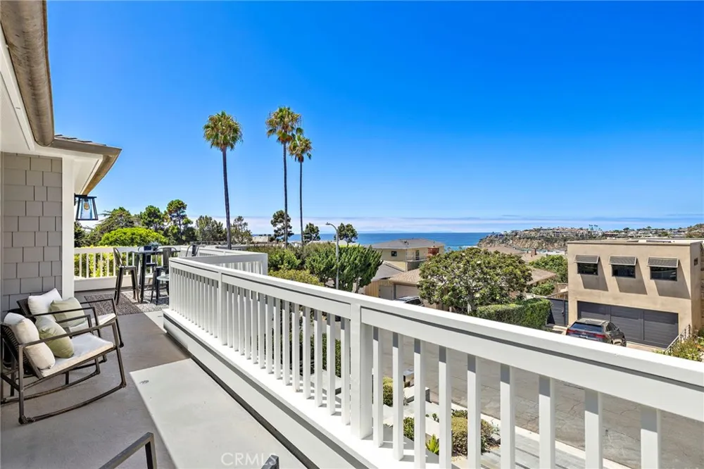1680 Louise Laguna Beach, CA 92651