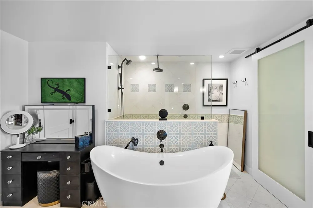 1680 Louise Laguna Beach, CA 92651