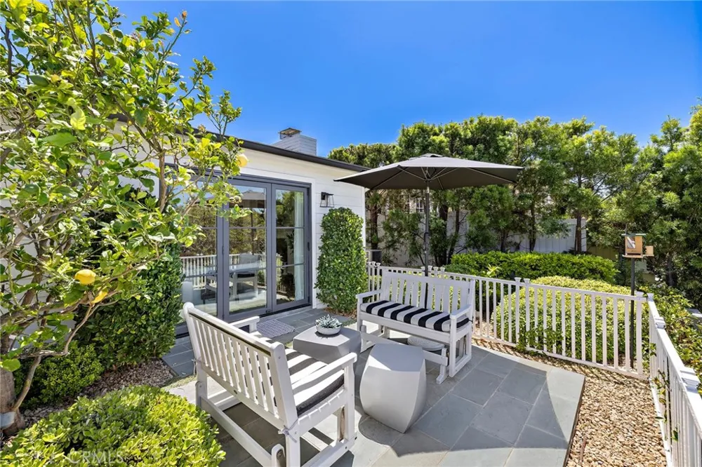1680 Louise Laguna Beach, CA 92651