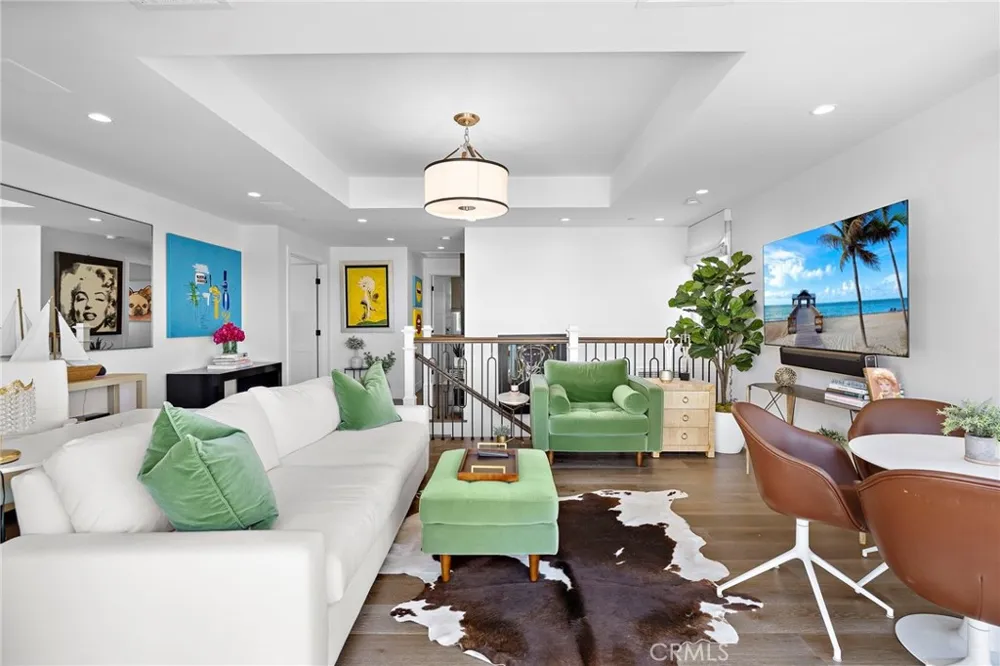 1680 Louise Laguna Beach, CA 92651