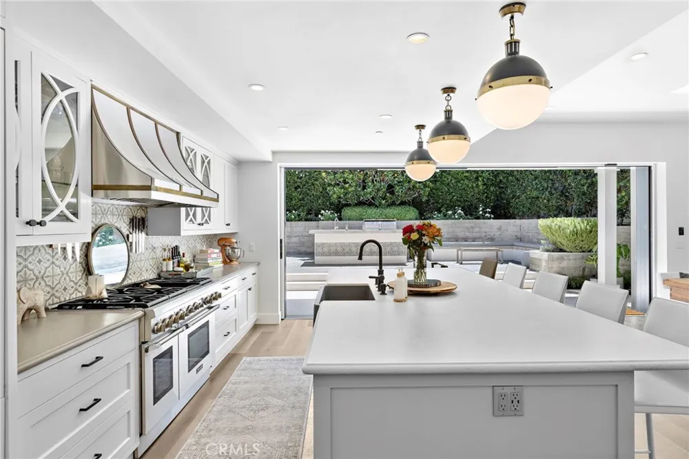1680 Louise Laguna Beach, CA 92651