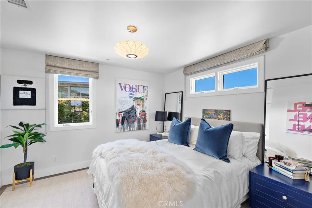 1680 Louise Laguna Beach, CA 92651