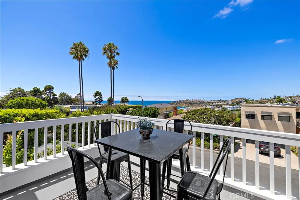1680 Louise Laguna Beach, CA 92651
