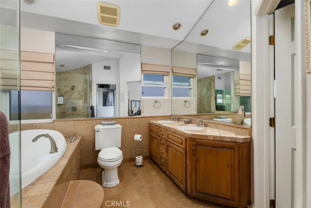 21462 Ocean Vista Laguna Beach, CA 92651