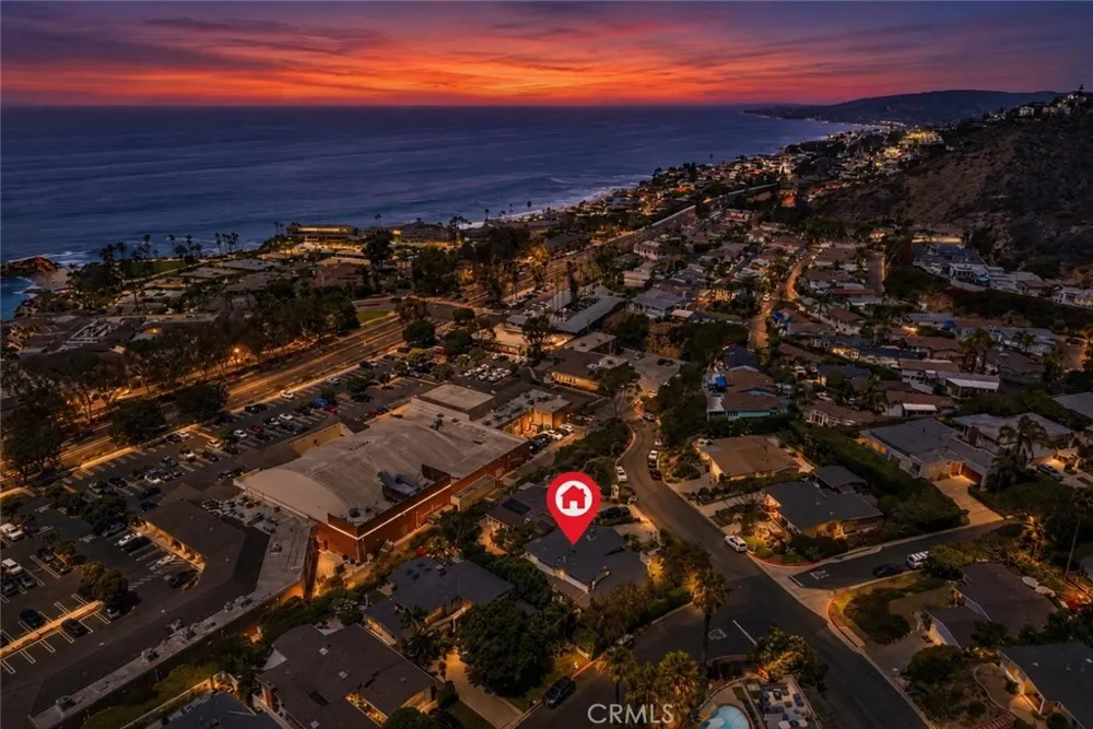 21462 Ocean Vista Laguna Beach, CA 92651
