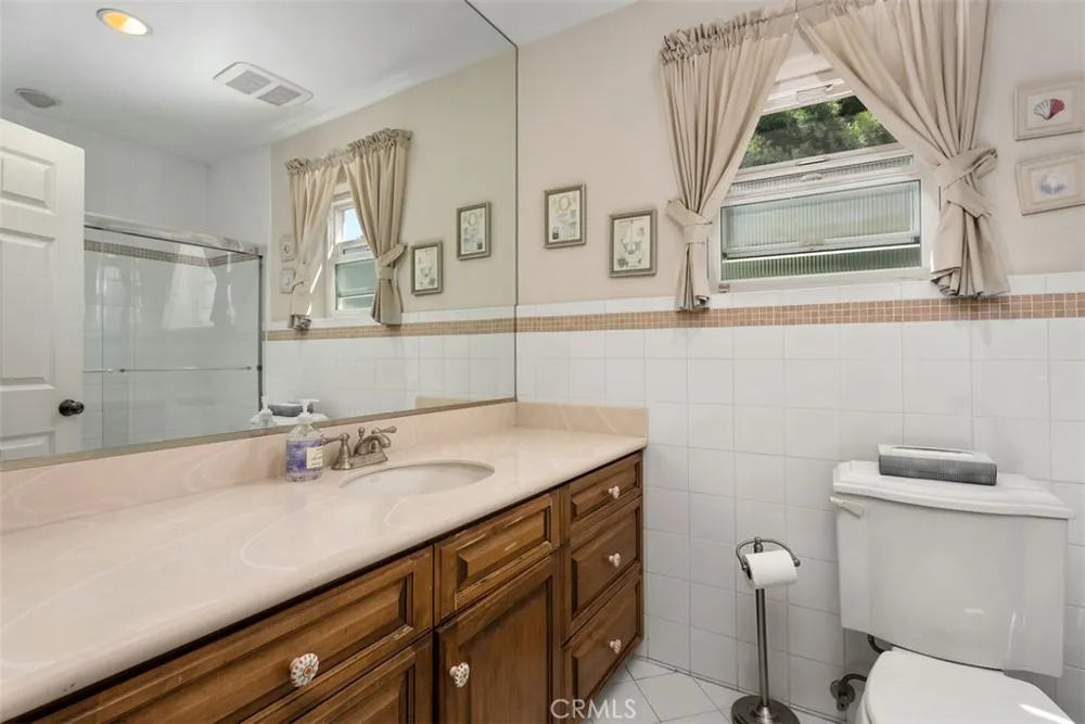 21462 Ocean Vista Laguna Beach, CA 92651