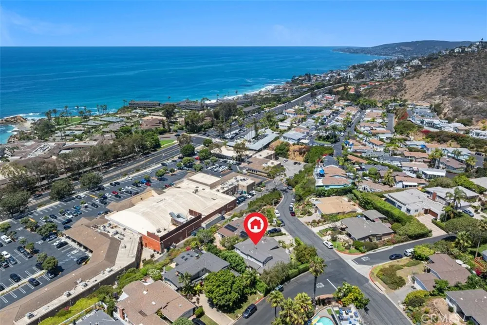 21462 Ocean Vista Laguna Beach, CA 92651