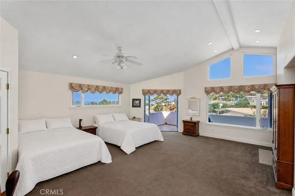 21462 Ocean Vista Laguna Beach, CA 92651