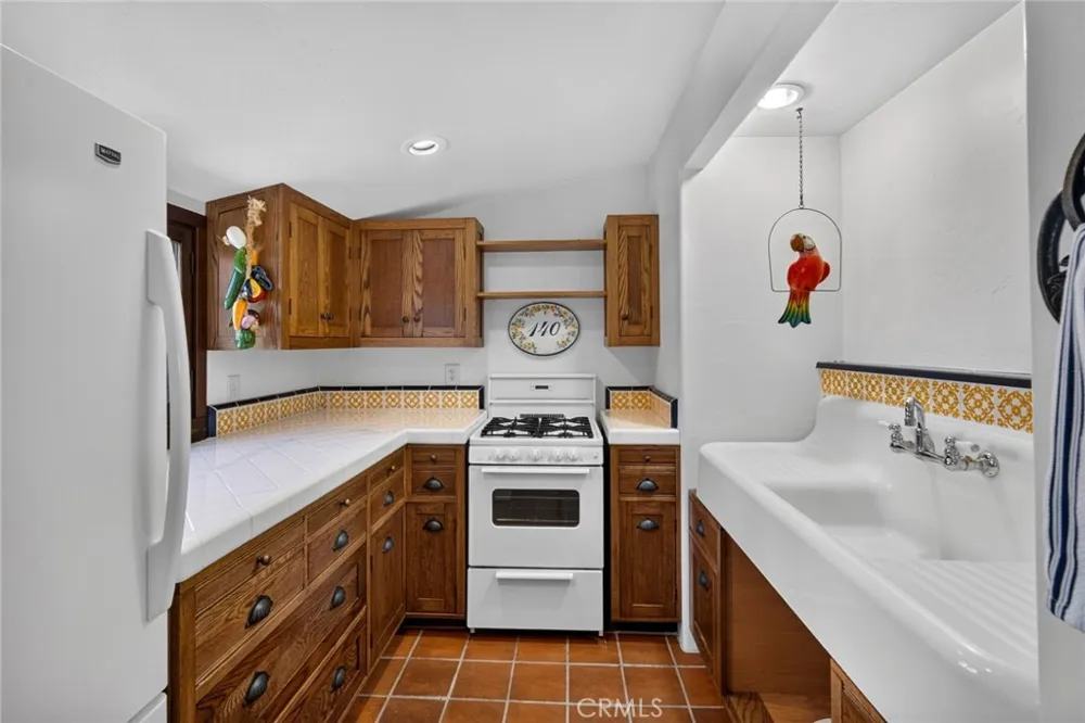 140 Avenida Miramar San Clemente, CA 92672