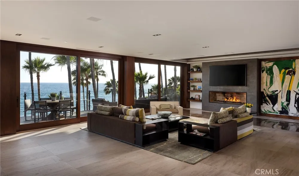 2495 Riviera Laguna Beach, CA 92651