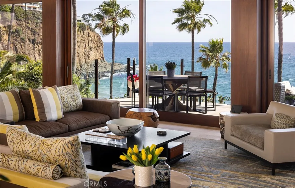 2495 Riviera Laguna Beach, CA 92651