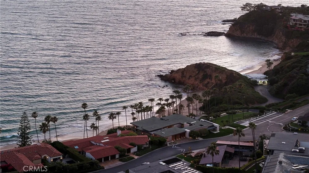 2495 Riviera Laguna Beach, CA 92651