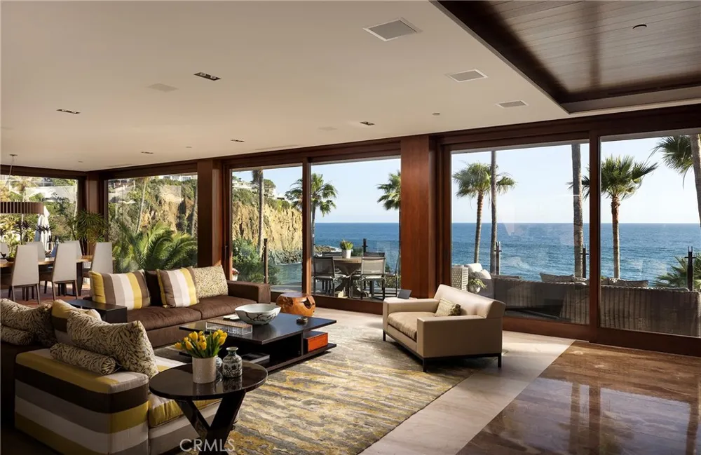 2495 Riviera Laguna Beach, CA 92651